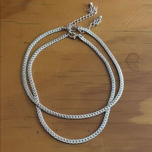 Elegant Silver Women's Necklace